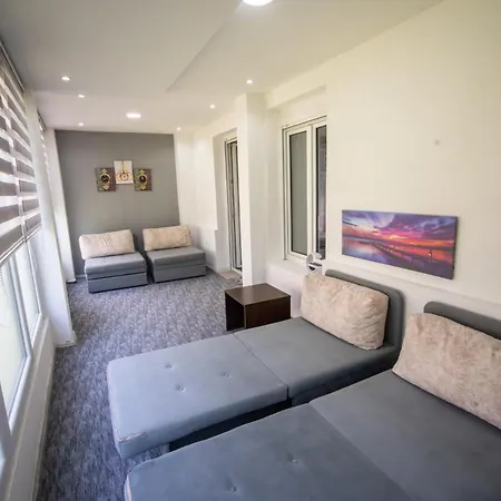 Διαμέρισμα Modern Budget Apartment, Center, Up To 6 People Σαράγεβο