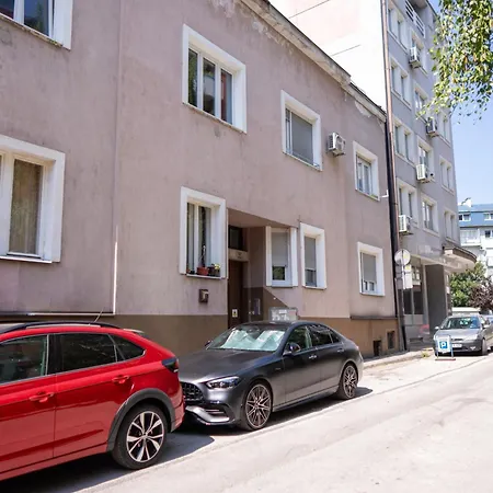 Modern Budget Apartment, Center, Up To 6 People * Σαράγεβο
