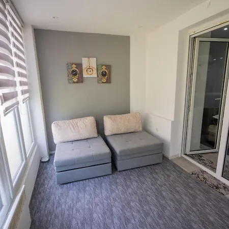 Modern Budget Apartment, Center, Up To 6 People Apartman Szarajevó