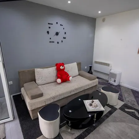Modern Budget Apartment, Center, Up To 6 People *